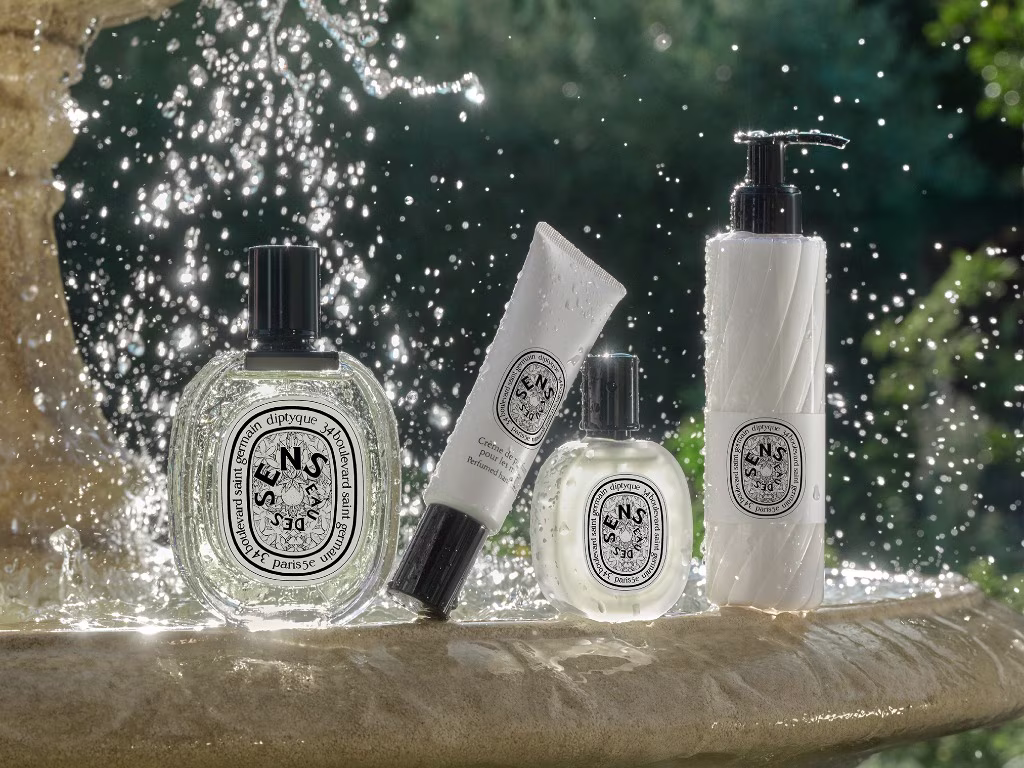 Un parfum, une infinité de gestes parfumés