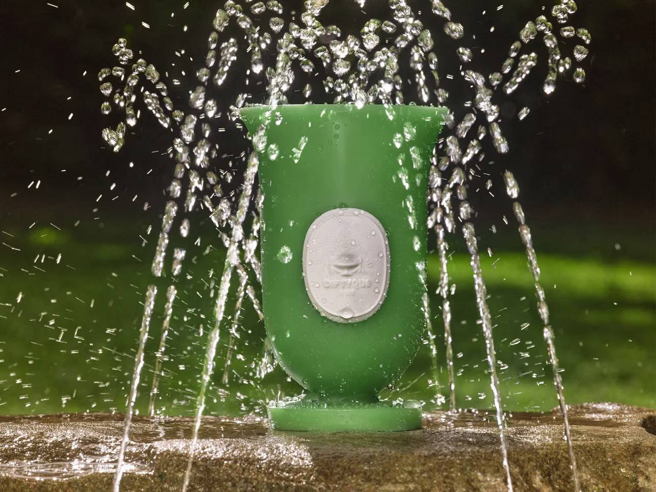 Le vase Médicis vert Pinède
