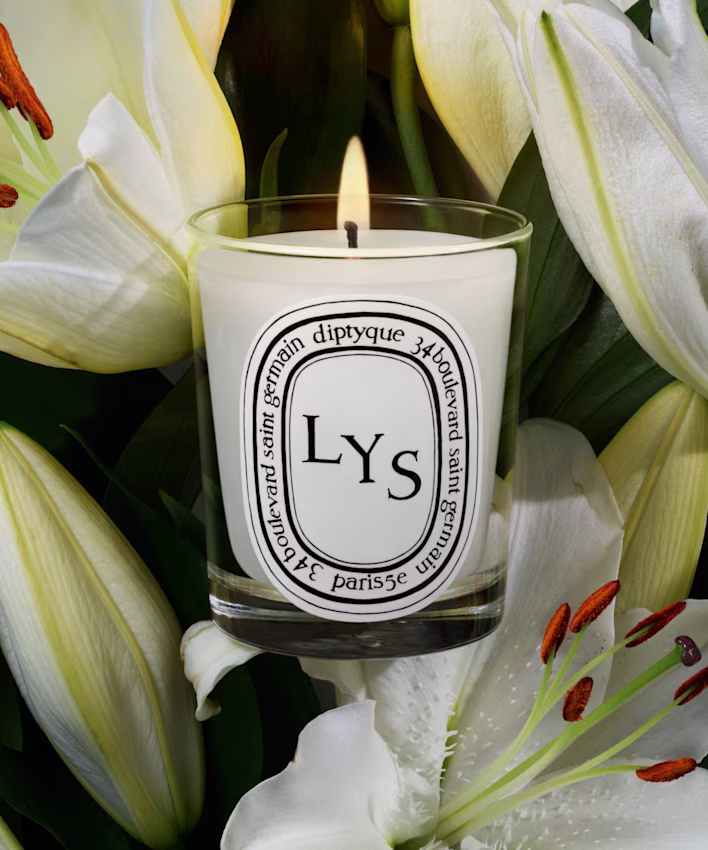 Candle of the Month: Lys (Lily)