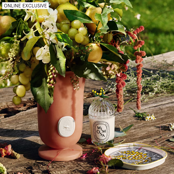 A New Color for the Médicis Vase