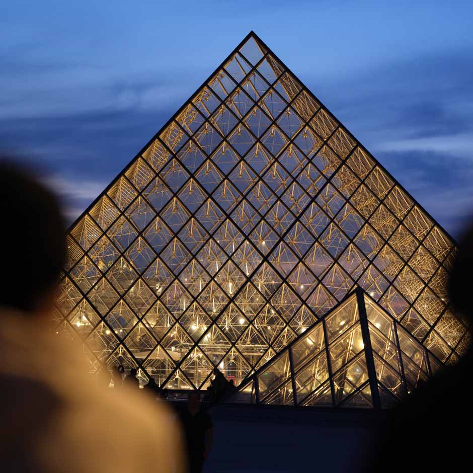 /assets/media_gallery/travel/mona_lisa.jpg