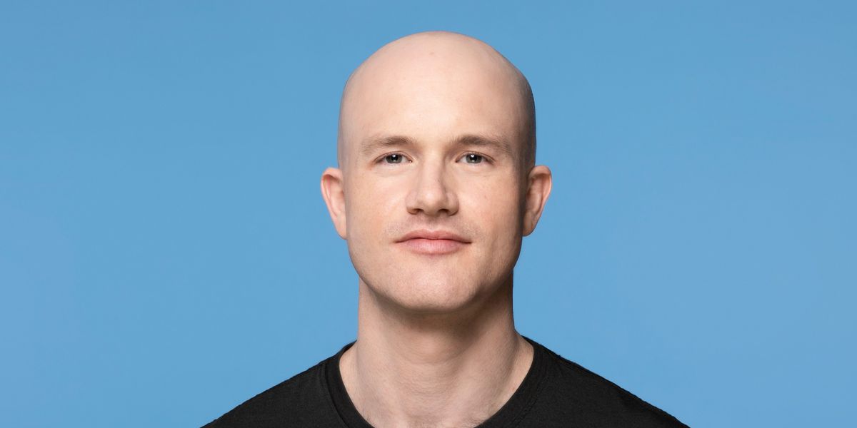 Goldman Cuts Coinbase to ‘Sell’ Due to Fall in Crypto Prices and Industry Activity; Shares Drop 