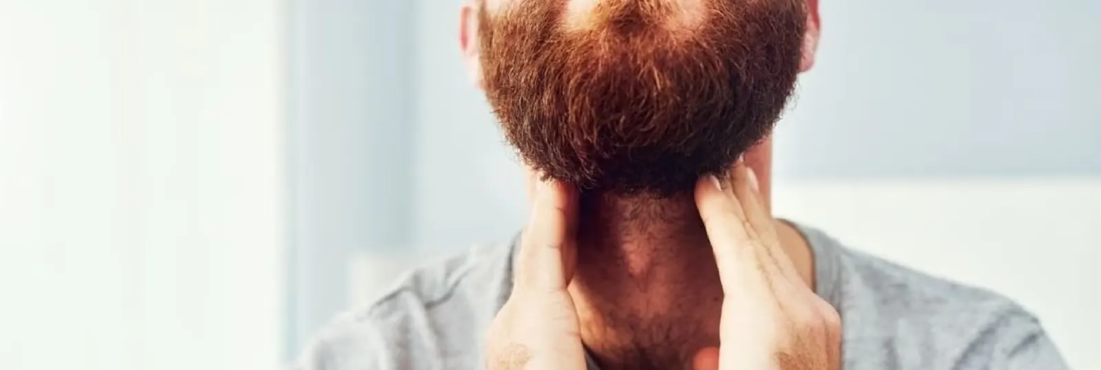 Come posso liberarmi della forfora della barba?