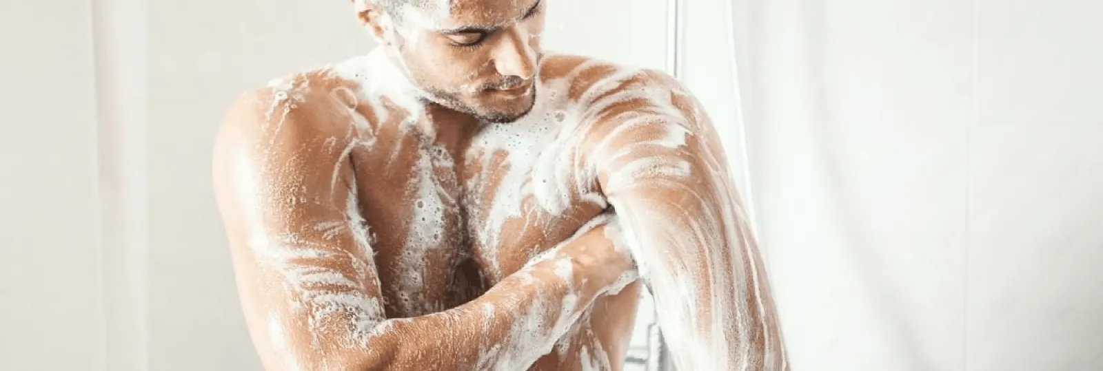 Le rôle de l'hygiène dans le rasage intime masculin