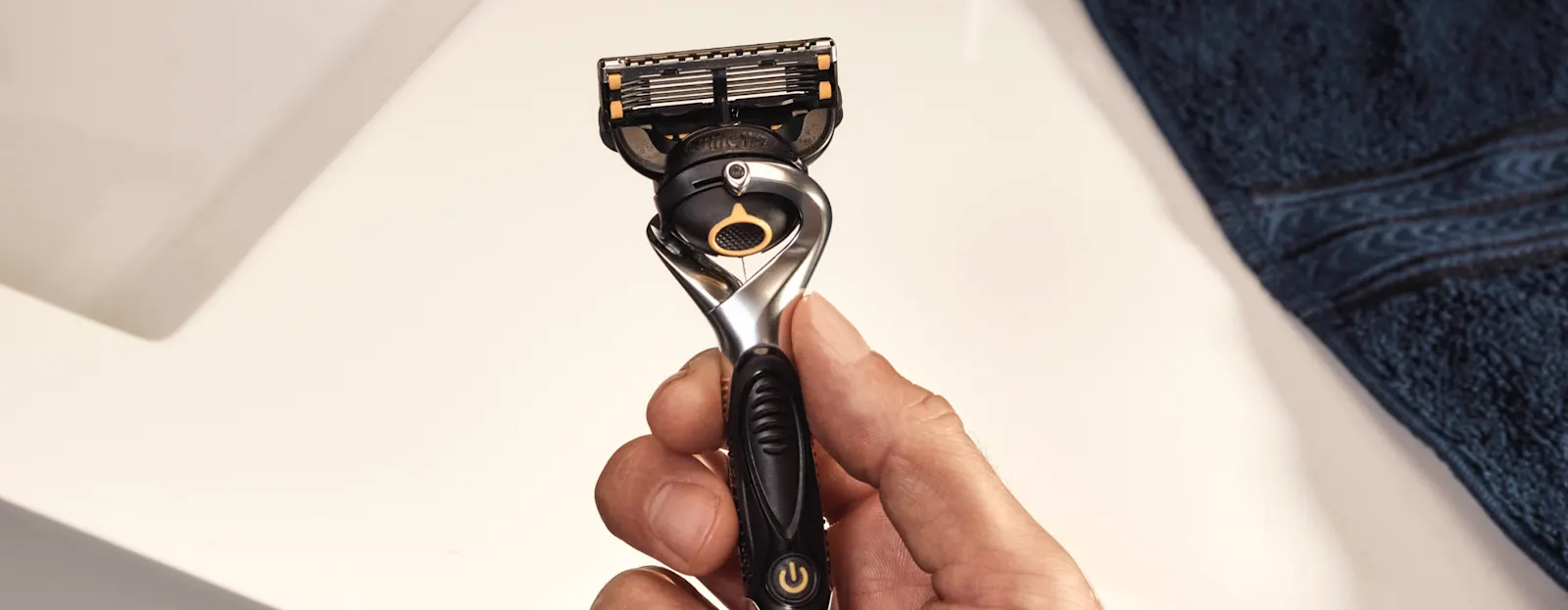 Cabos das máquinas de barbear da gillette: a ciência por detrás das nossas pegas ergonómicas e cabos elétricos