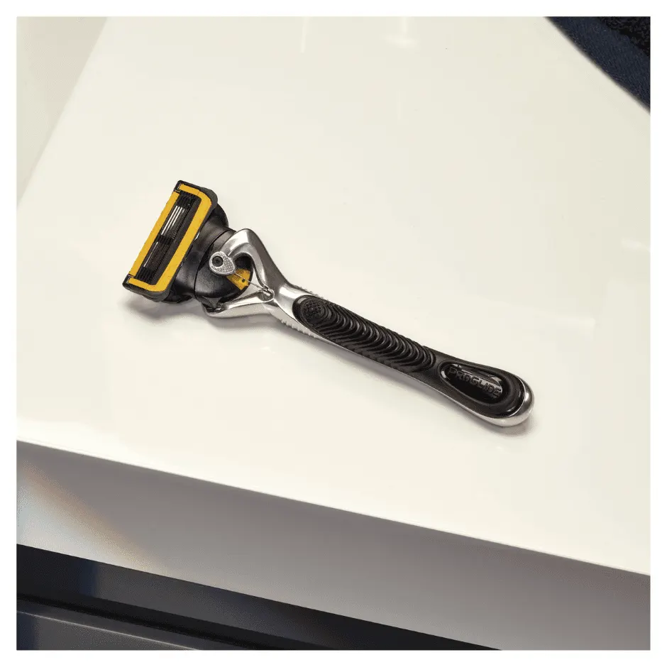 Gillette Proshield Flexball Razor