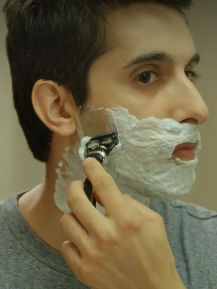 Dicas de barbear: pelos grossos ou resistentes