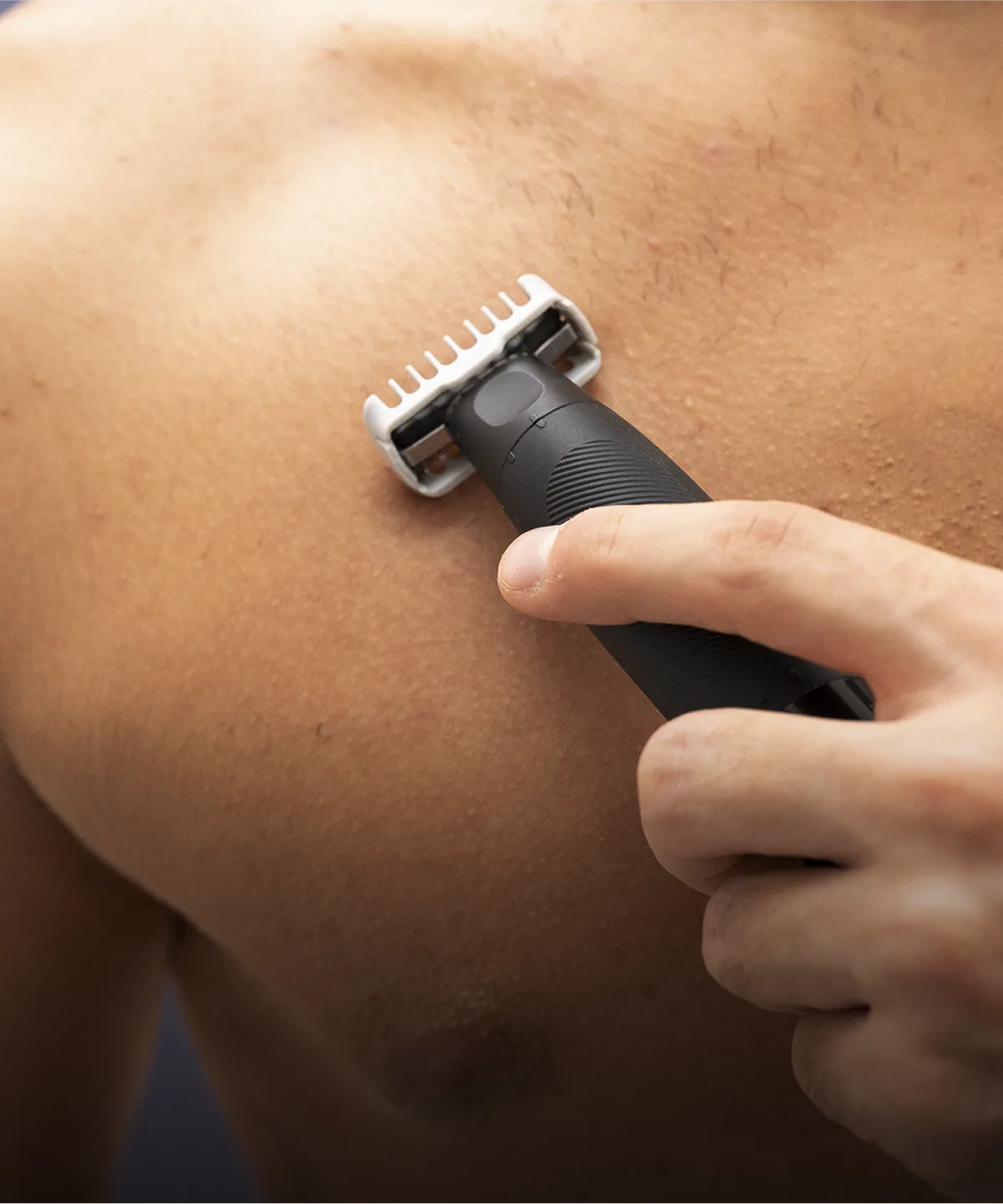 Alles in Einem: Rasieren, Trimmen & Konturieren