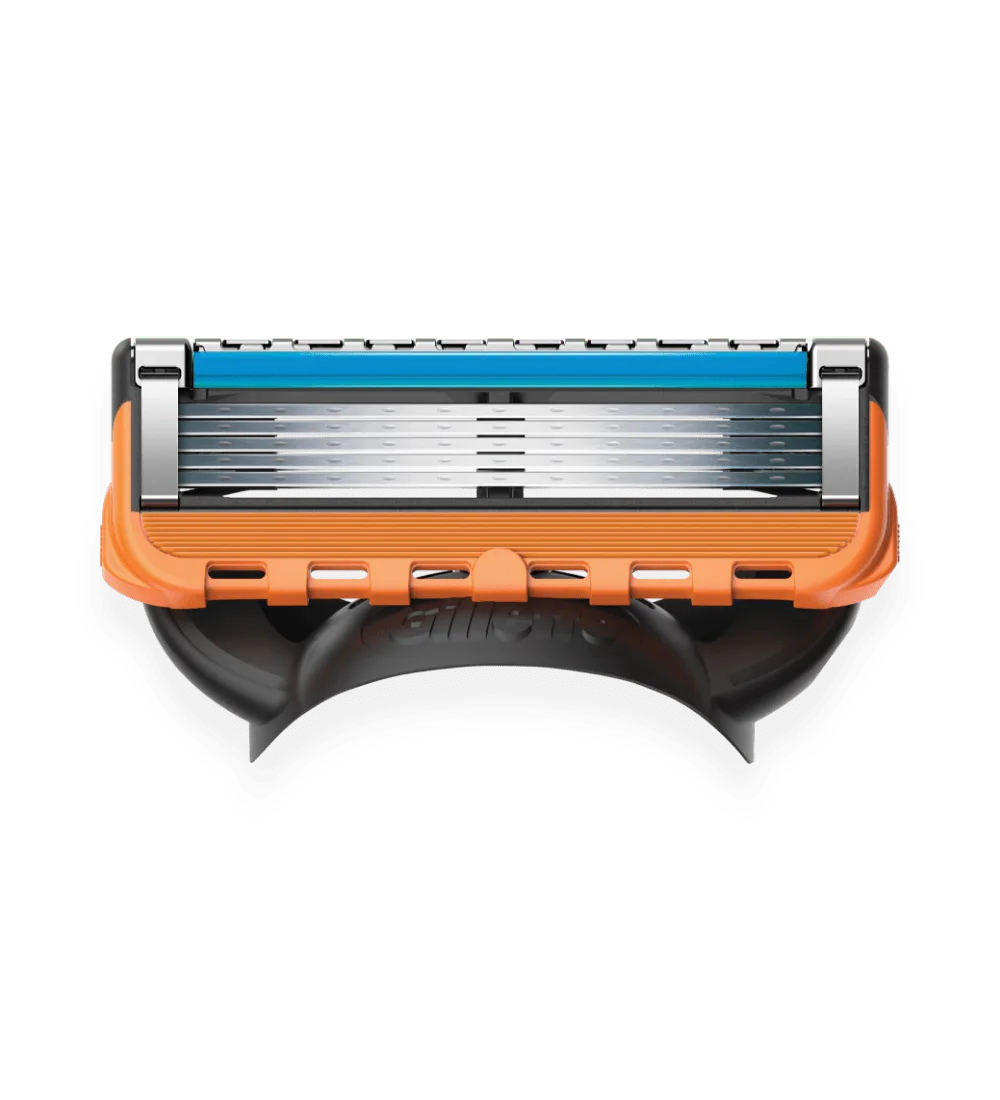 Lama di rasoio Gillette Fusion5 Power su sfondo bianco