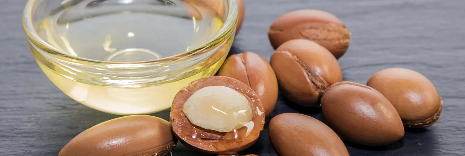 L'huile d'argan, un élixir miracle pour la peau et la barbe