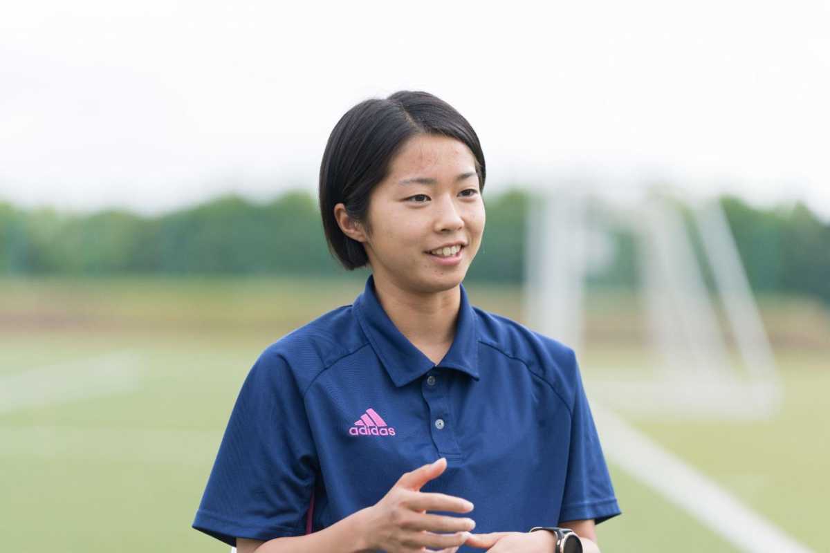 東洋大学女子サッカー部選手兼メディカル担当 境 ひより さん