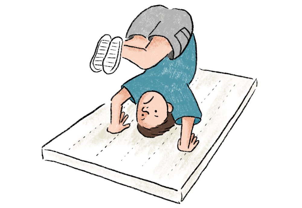 マット運動で手をつく練習｜スポあんラボ