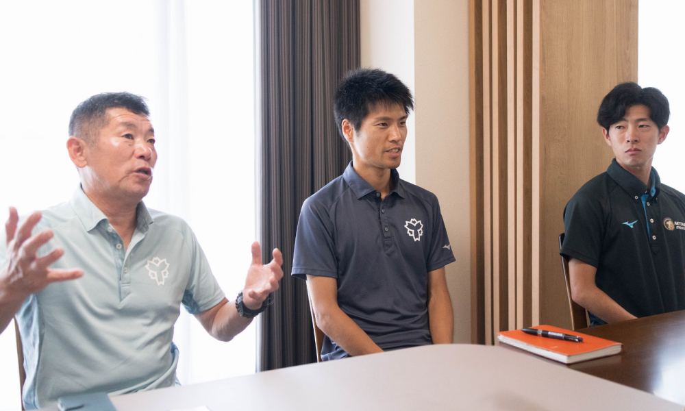日本体育大学陸上部駅伝ブロック玉城監督とコーチ陣