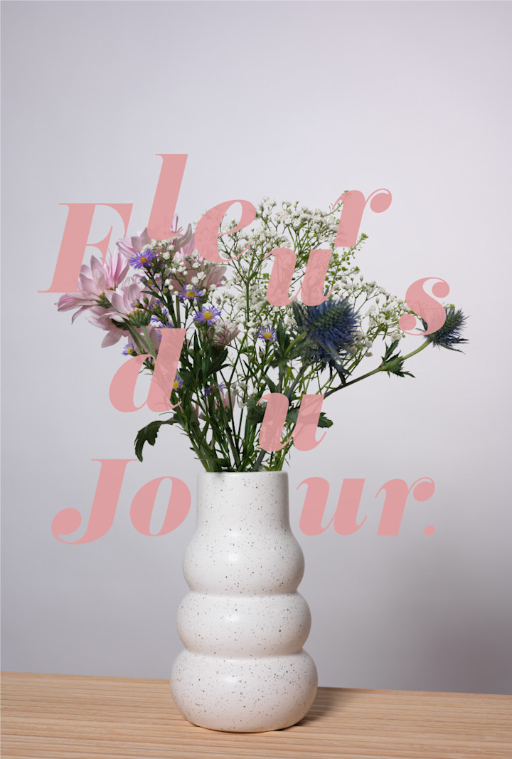 Flowers In A Vase: Fleurs Du Jour