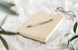 エンディングノートとは?役割や種類、項目、売っているところを解説