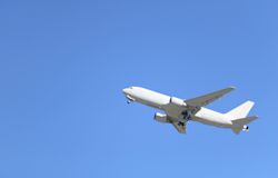 外国人が日本で死亡した場合の手続きや遺体の母国搬送について解説