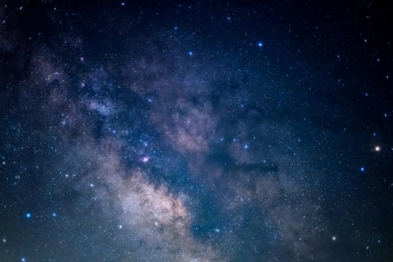 宇宙葬(スペースメモリアル)とはどんな供養方法?種類や費用をチェック