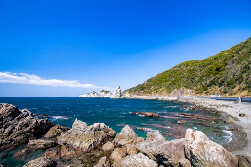 散骨は本当によくない?法律・宗教的な観点からも解説