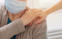 残された家族のケアとは?具体的な方法や寄り添える言葉の掛け方