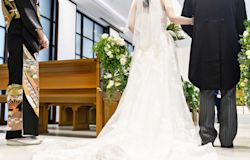 忌中・喪中に結婚式の参列はNG？お断りする場合の例文についても解説