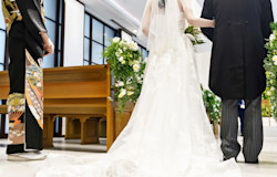 忌中・喪中に結婚式の参列はNG?お断りする場合の例文についても解説