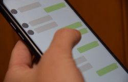 LINE(ライン)で訃報の連絡がきた時の返信例文・お悔やみの言葉は?