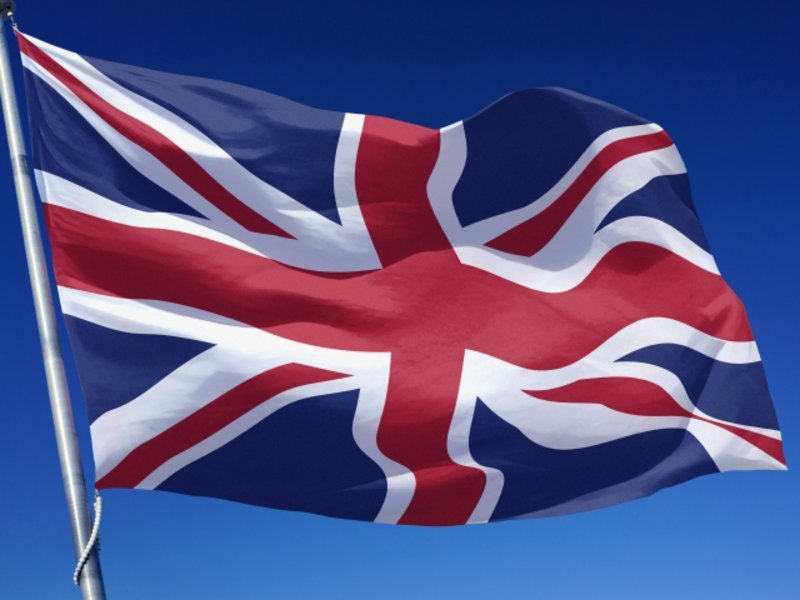 イギリスの葬式の流れや特徴、参列時に知っておきたいマナーを解説