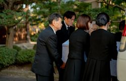 一日葬の流れは?内容・費用・注意点についても解説