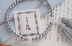 会葬礼状に句読点はいらない?その理由と例文