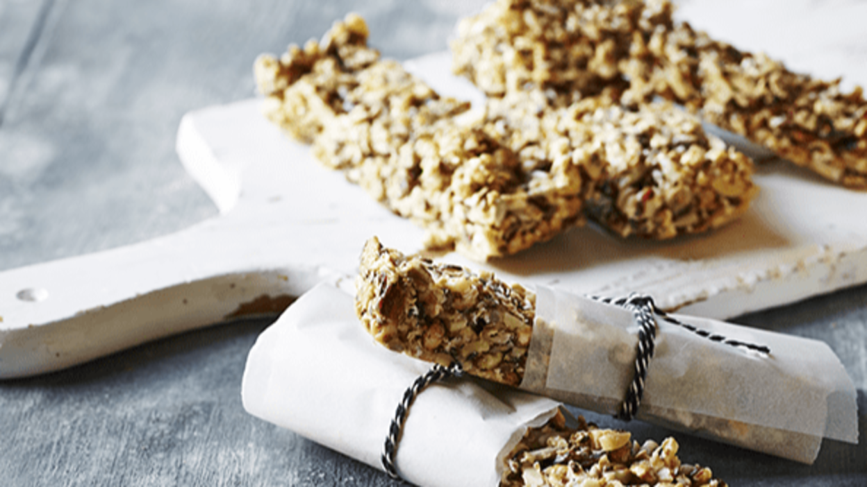 Muslibar med poppede rugkerner