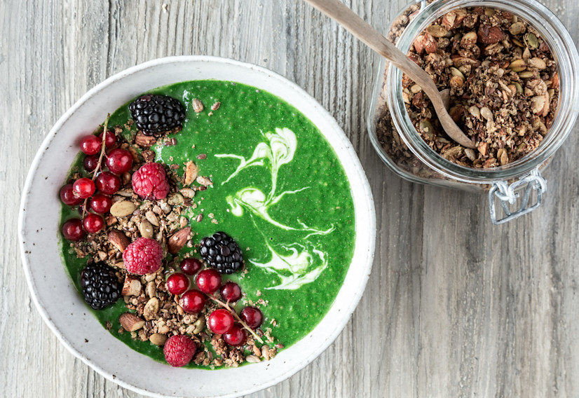 Morgen-greenie med spinat & hampefrø