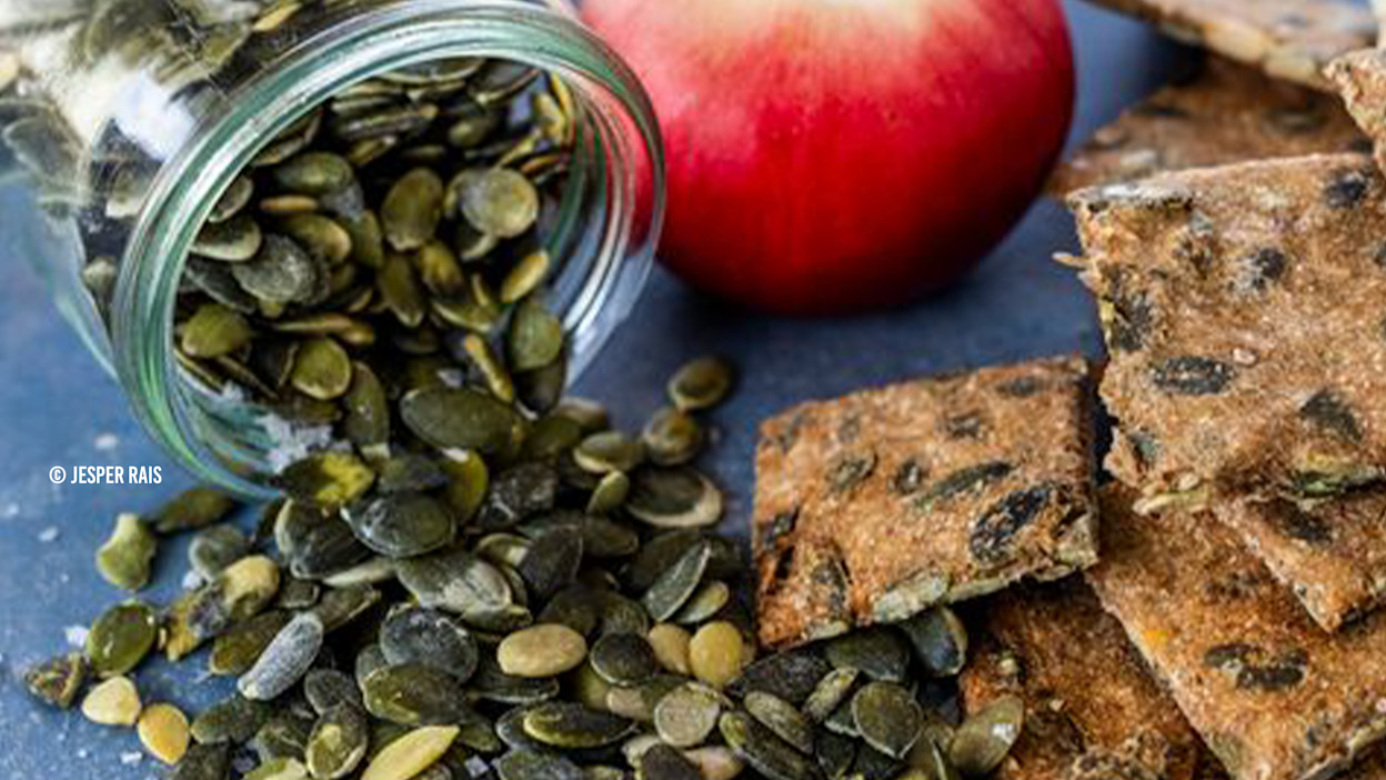 Knækrbrød æblepulp Liselotte credit.jpeg