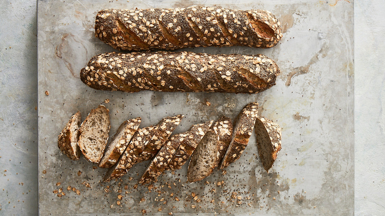 Øko Basis Hvedesur chiabrød baguette