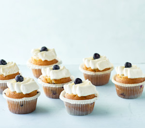 vaniljemuffins-med-blaabaer 1
