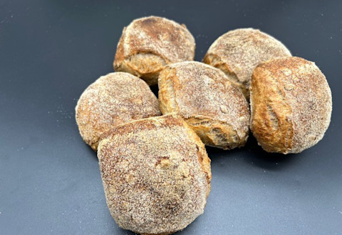 Fuldkorns Surdejsbrød med 4 Aks billede 3