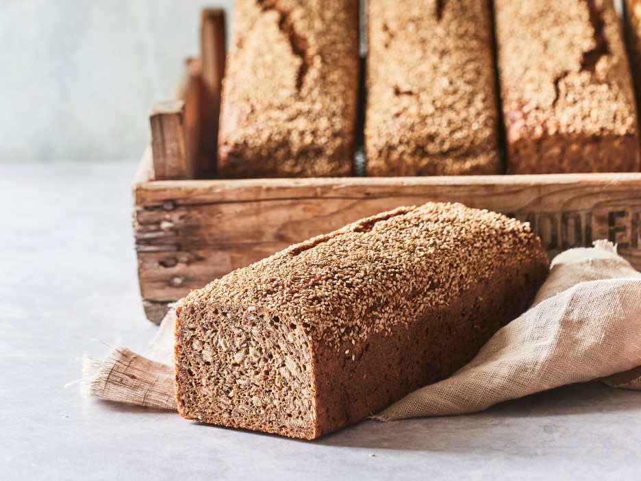 Gulerodsbrød krumme Baasis rugbrød mørk