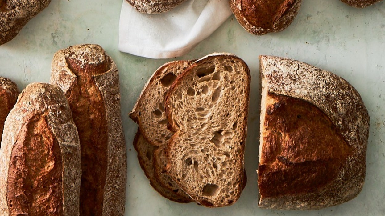 Øko-surdejsbrød 100-0 fælles