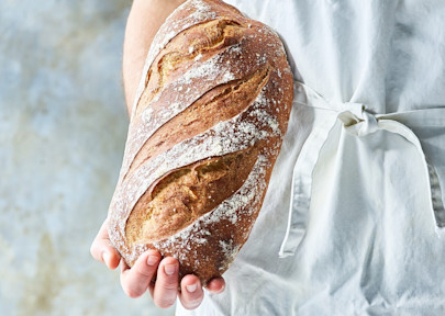 Bag italienske surdejsbrød