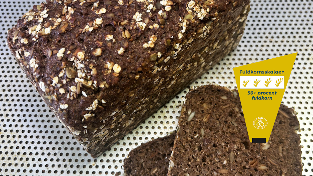 Fuldkorns-Rugbrød-med-4-Aks red