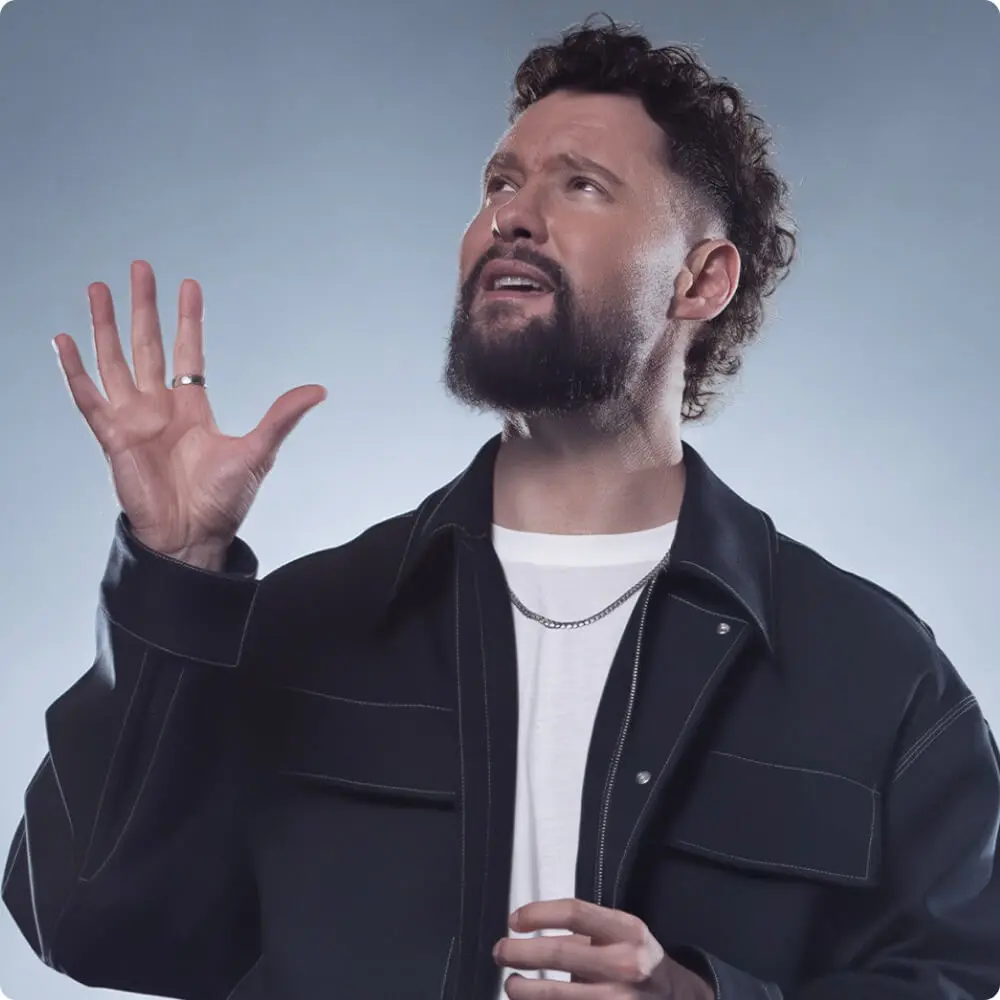 performer thumb calum scott