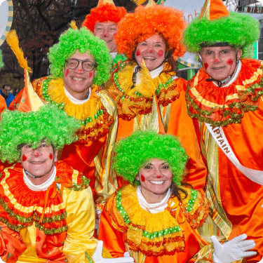 clowns thumb cornycopia