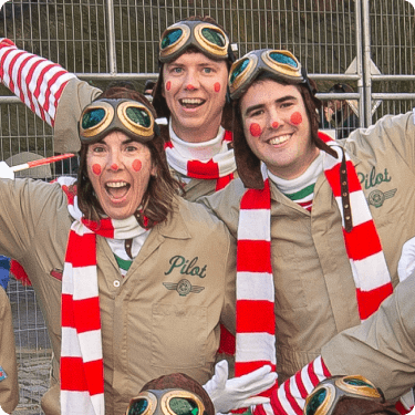 clowns thumb aviator