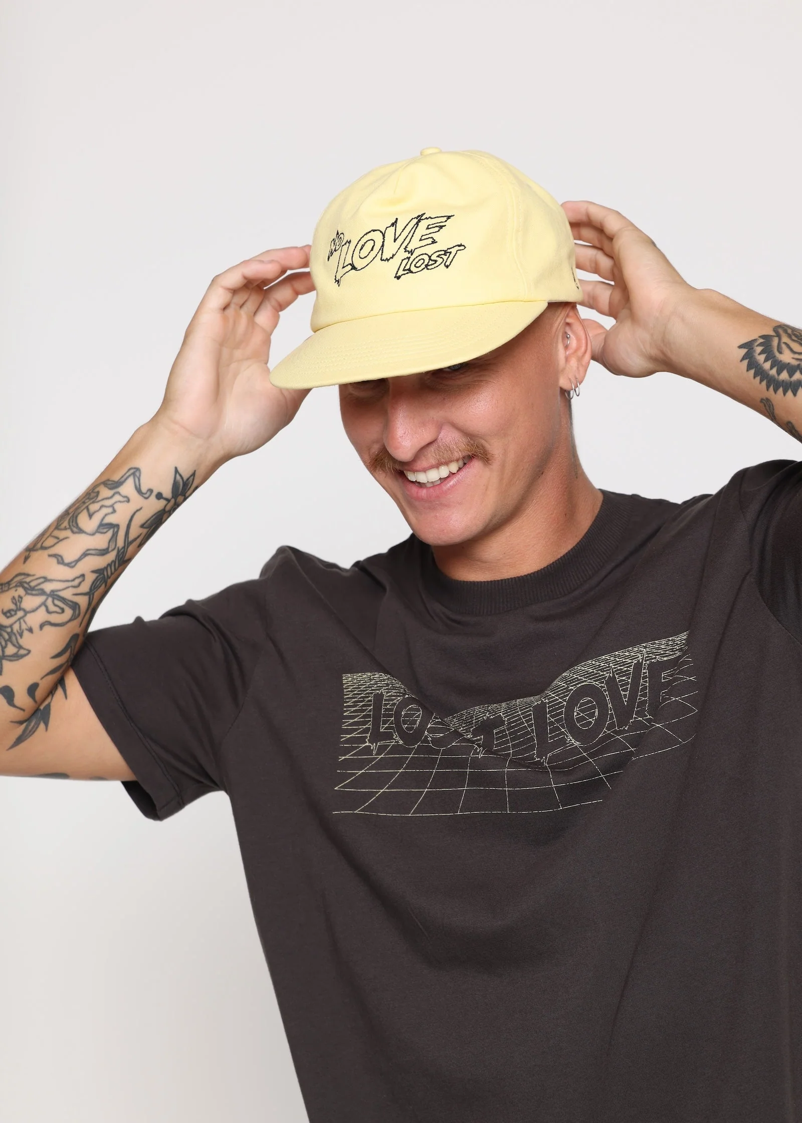 Rallee-9632718-02LostLoveTee 06.jpg