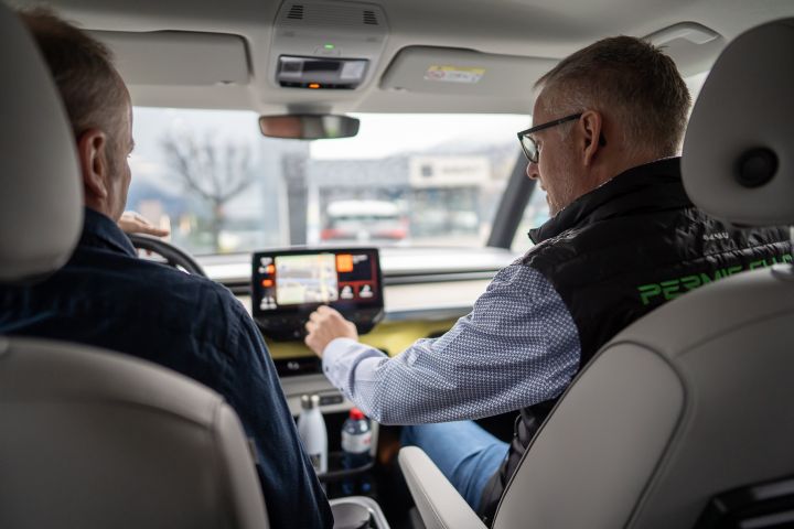 Regeneratives Bremsen - eine Lösung, um die Reichweite der Batterie zu verbessern.