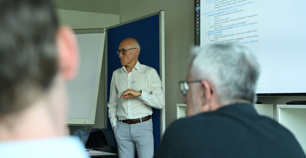 Bild von einem Workshop zu "Laden im Quartier"