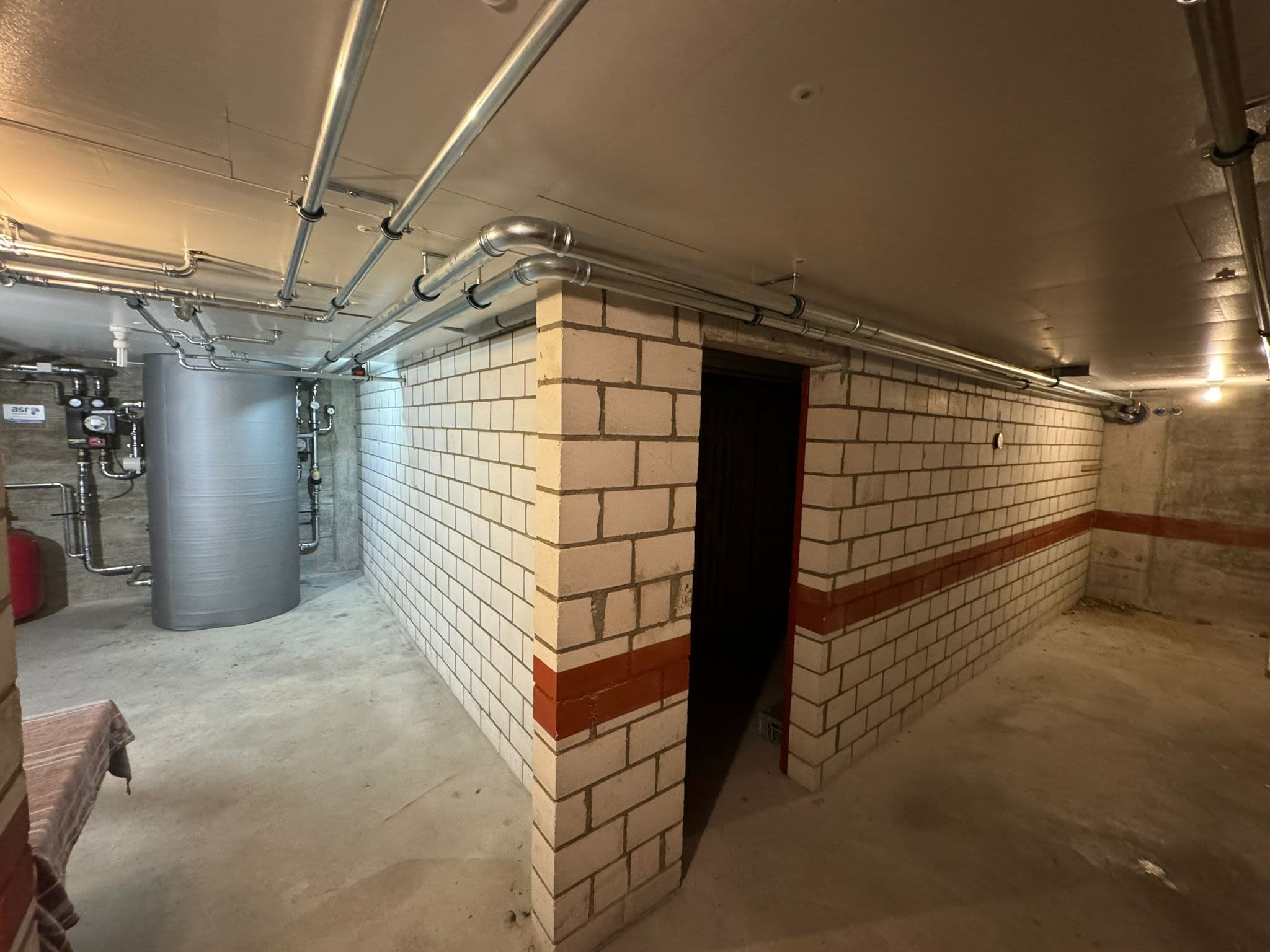 Cave avec chauffage par pompe à chaleur installé