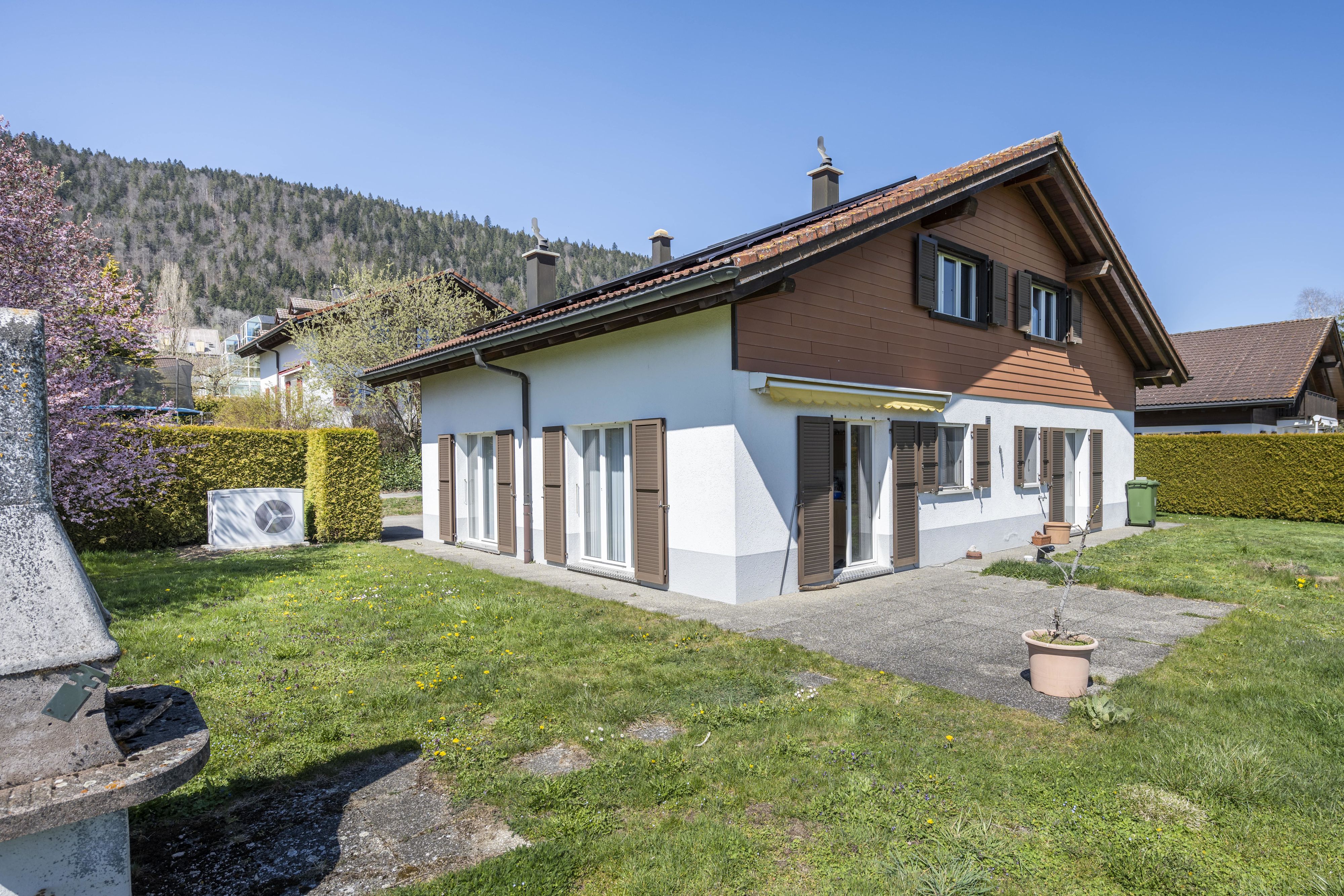 Maison individuelle de Roland Zimmermann avec installation photovoltaïque et pompe à chaleur