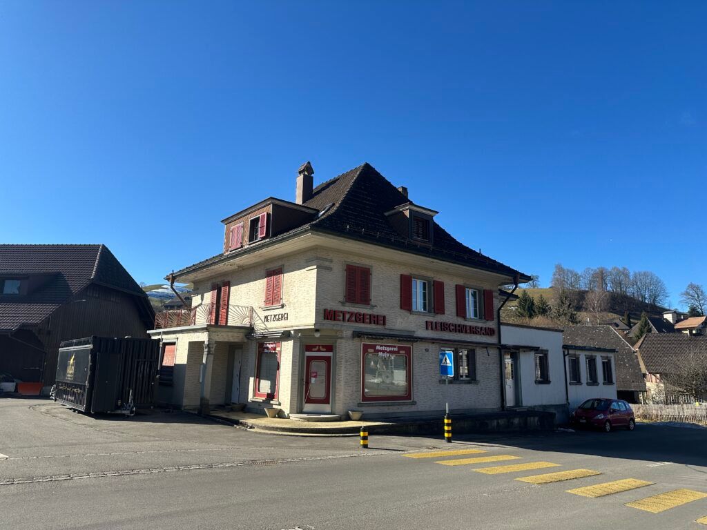 Die Metzgerei Mujo in Ergiswil von aussen gesehen