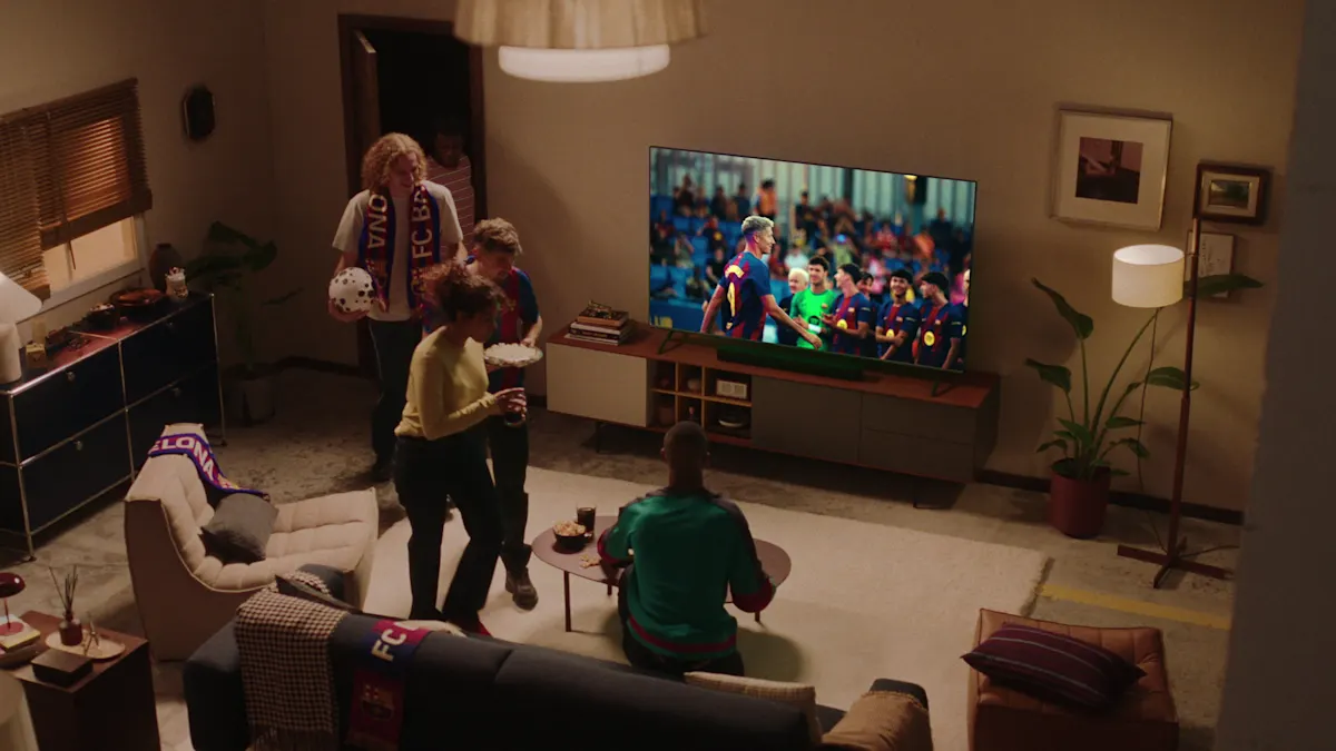 Ambilight TV x FCB
