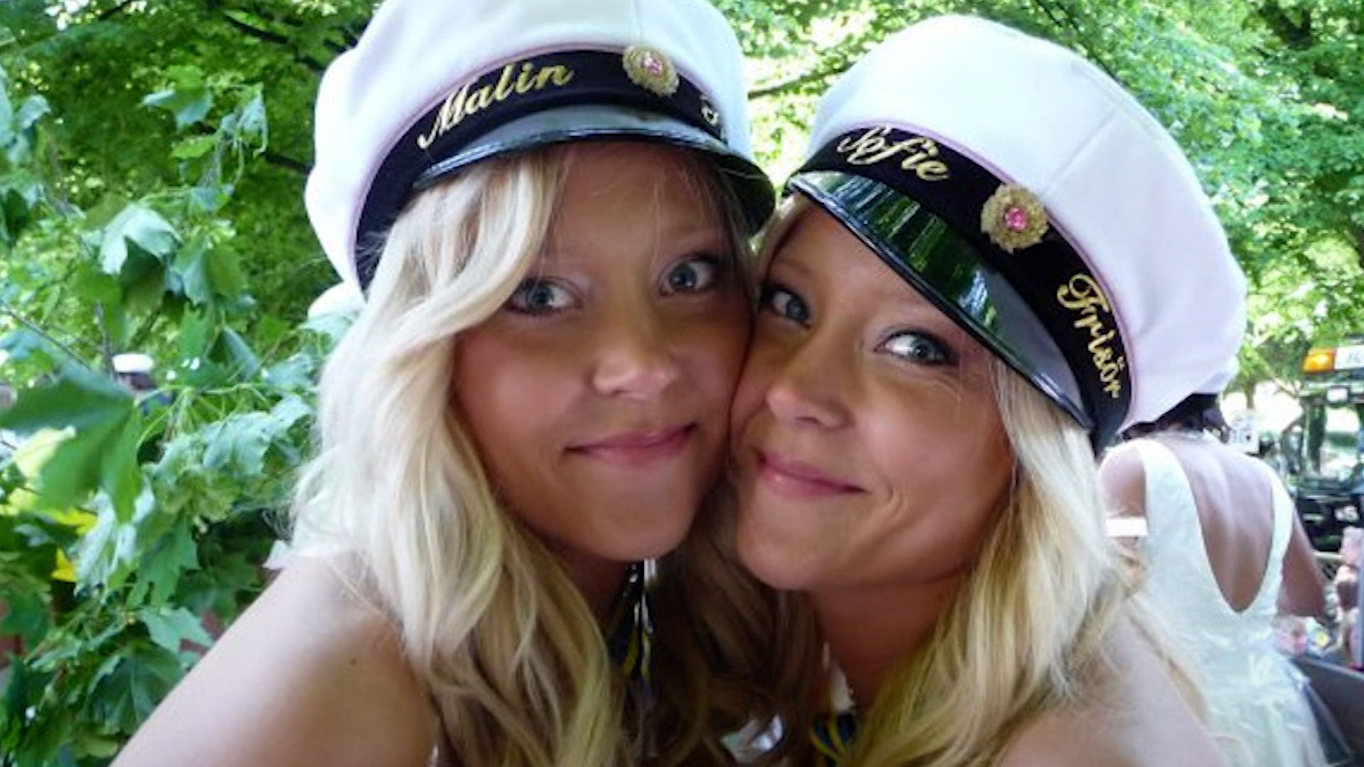 Sorgen efter tvillingsystern: ”En livslång identitetskris”